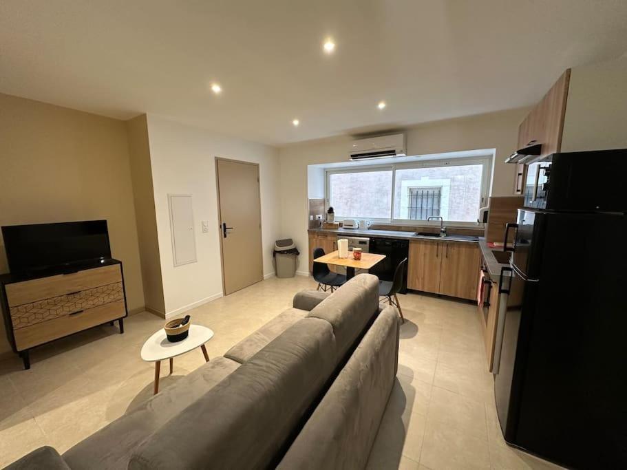 L'Amandier - Appartement Paulhan Exterior photo